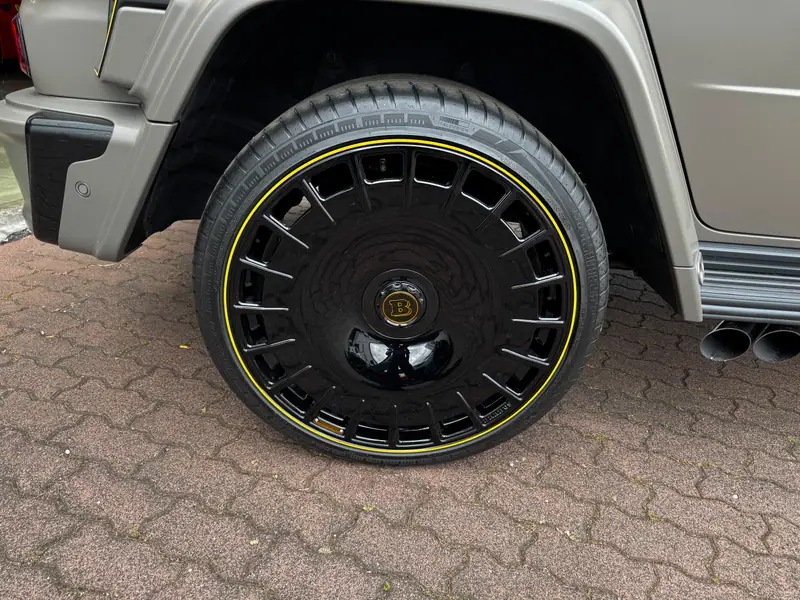 Schmiedefelge mit gelbem Akzentring