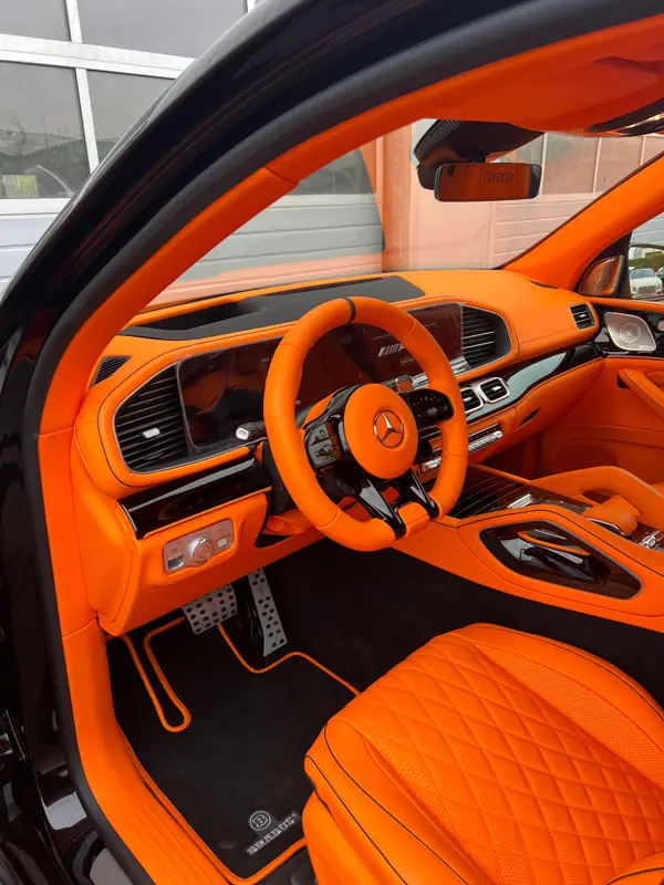 Interieur in Orange